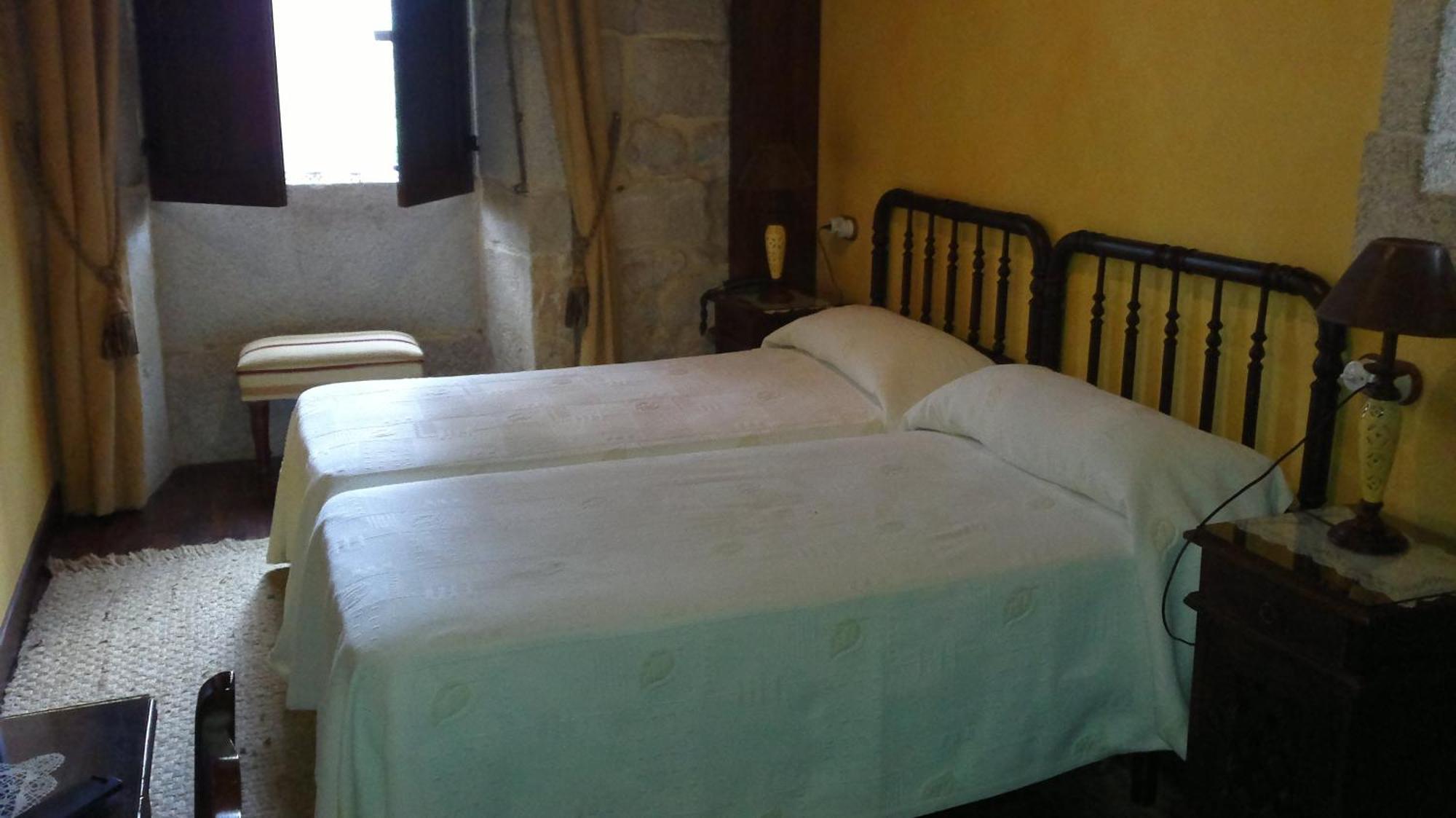 Pazo Da Escola Guest House A Moreira Eksteriør bilde