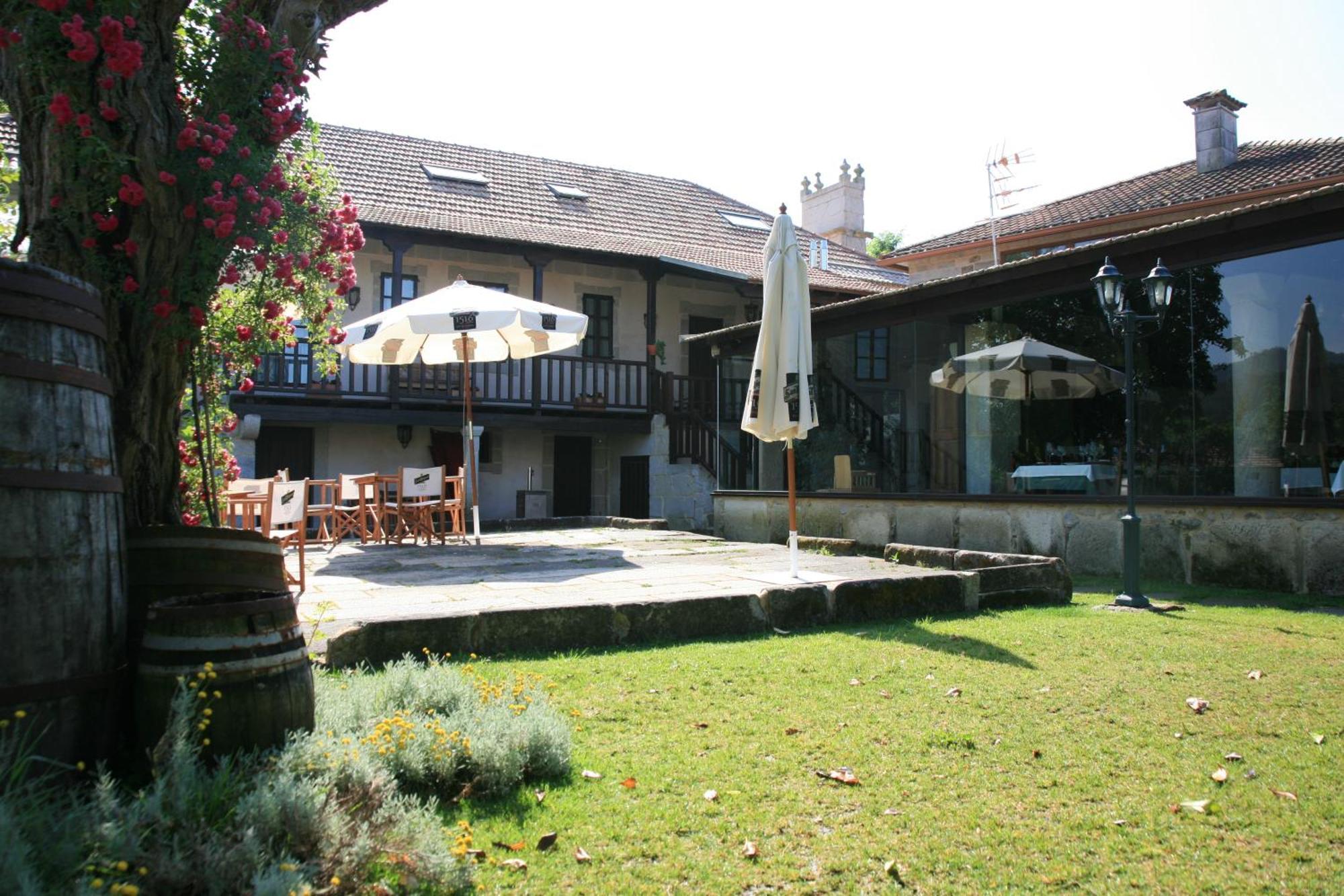Pazo Da Escola Guest House A Moreira Eksteriør bilde